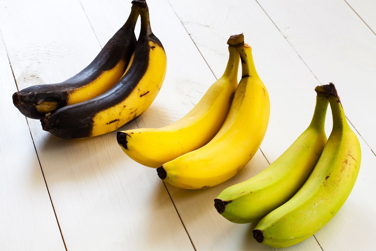Weder Aluminiumfolie noch Kühlschrank: Wissenschaftler haben herausgefunden, wie Bananen immer gelb bleiben
